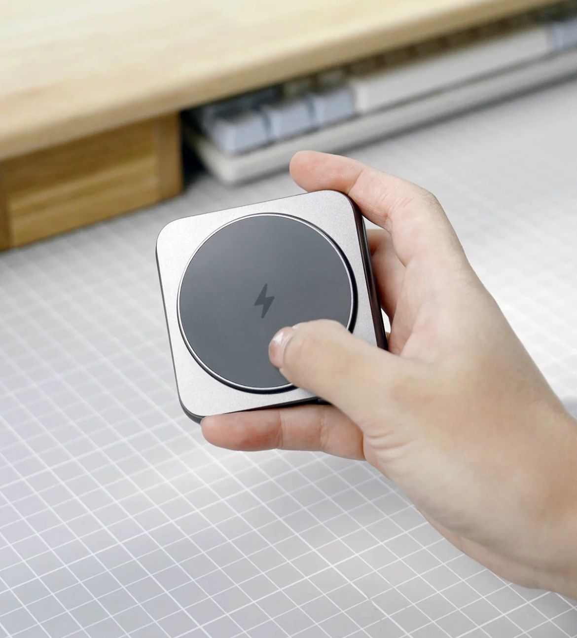 “Samsung 3-in-1 Wireless Charger – Fast Charging for Galaxy Ultra, Watch & Buds”