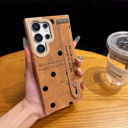 Leather Bow – Elegant Magnetic