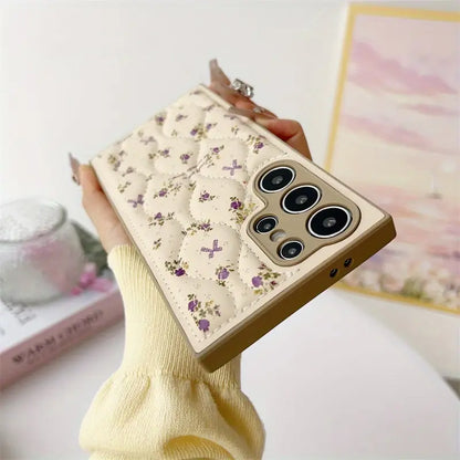 Romantic Vintage Flower Pattern