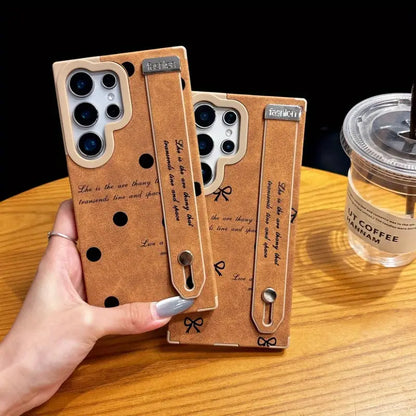 Leather Bow – Elegant Magnetic