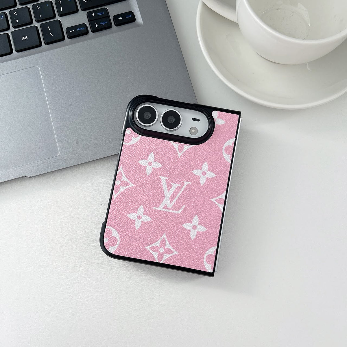 Designer iPhone DUO Case – Luxury Monogram