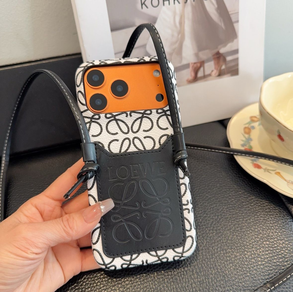 Stylish Phone Case With Strap