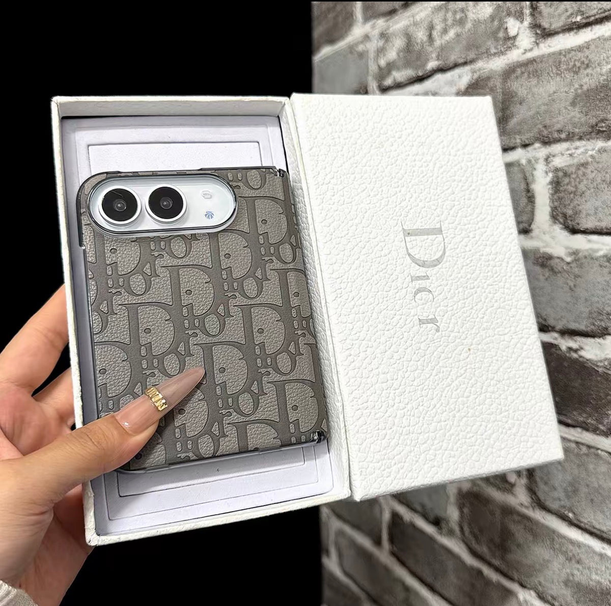 iPhone Duo Case – Elegant Protective Cover