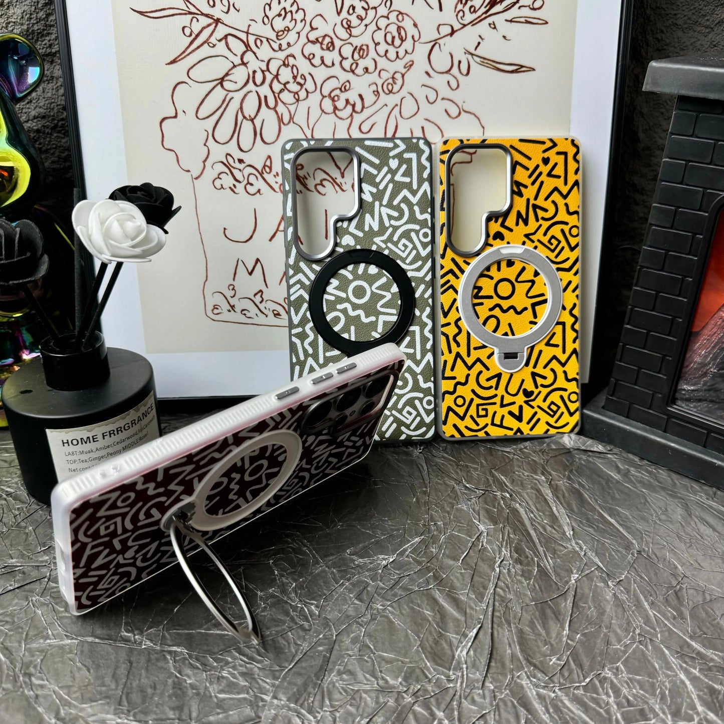 Geometric Pattern Magnetic Ring Stand